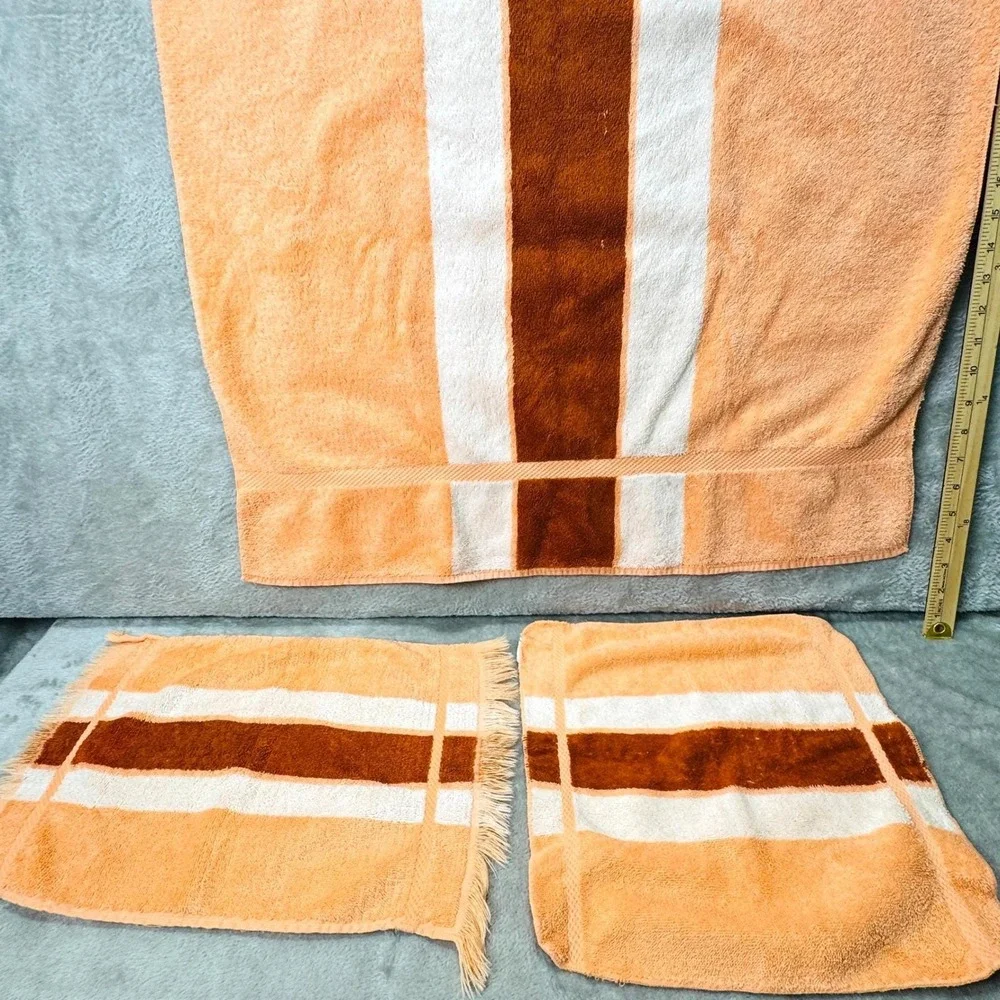 Fieldcrest Cannon Royal Velvet Vintage 3 Piece Towel Set Orange Rust Terry Cloth